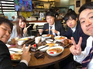Happy Curry Friday @ curry&bar nine