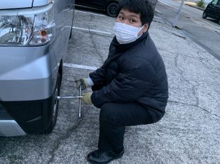 タイヤ交換されましたか？KOTELOは雪が積もりました☃️