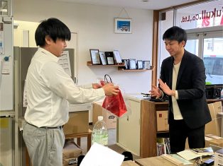 前田さんのお誕生日でした！